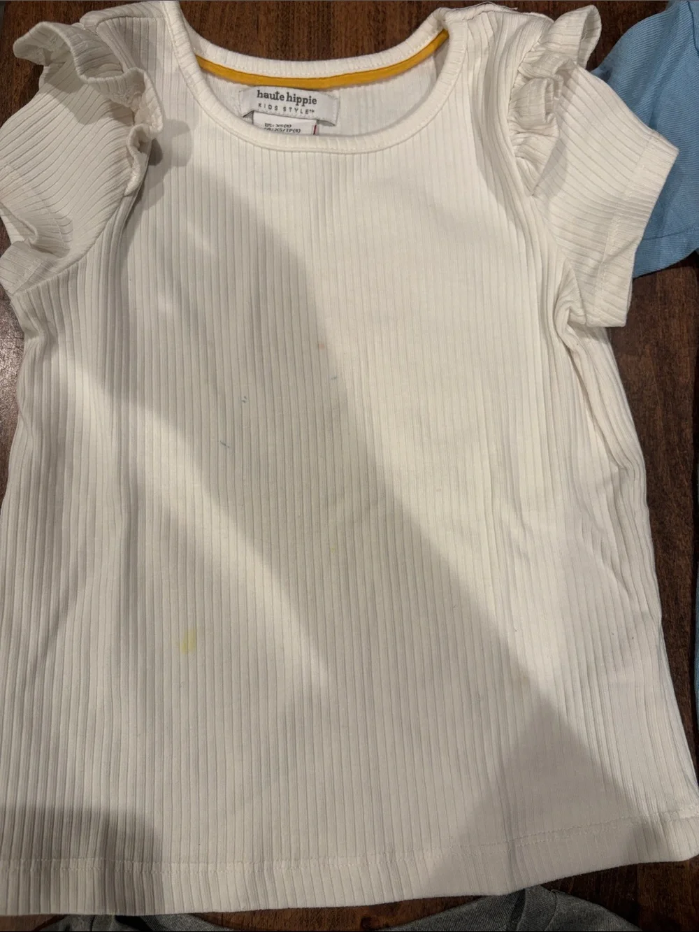 Girls' Tee Lot — x8 Nike, Life is good, Disney